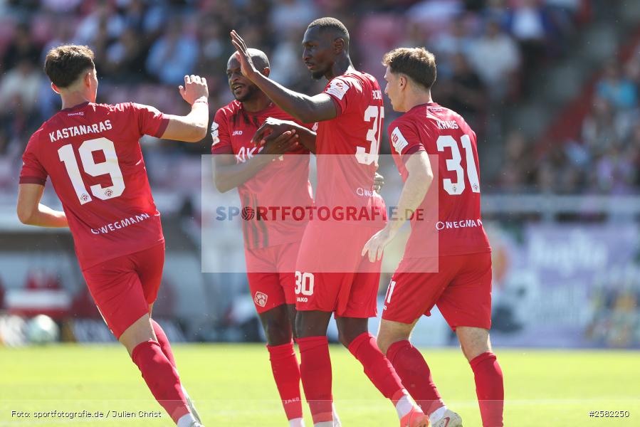 sport, Würzburg, VfB Stuttgart II, Fussball, FC Würzburger Kickers, DFB, AKON Arena, 4. Spieltag, 3. Liga, 06.09.2026 - Bild-ID: 2582250