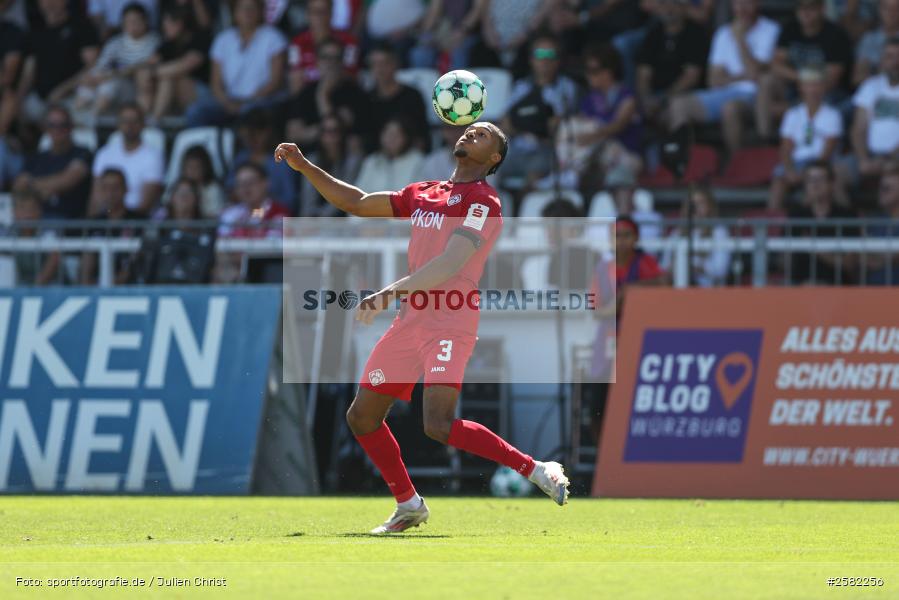 sport, Würzburg, VfB Stuttgart II, Fussball, FC Würzburger Kickers, DFB, AKON Arena, 4. Spieltag, 3. Liga, 06.09.2026 - Bild-ID: 2582256