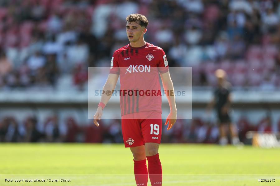 sport, Würzburg, VfB Stuttgart II, Fussball, FC Würzburger Kickers, DFB, AKON Arena, 4. Spieltag, 3. Liga, 06.09.2026 - Bild-ID: 2582313
