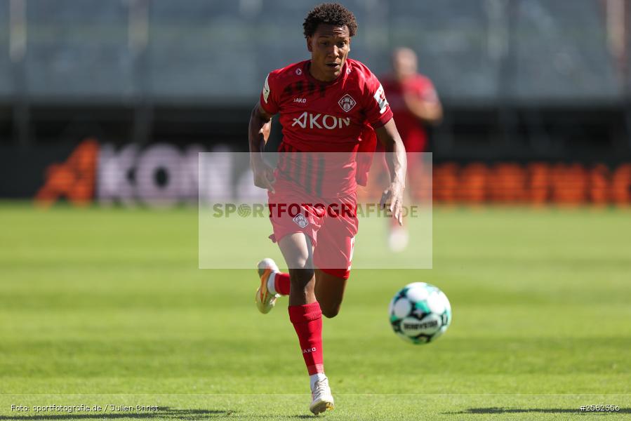 sport, Würzburg, VfB Stuttgart II, Fussball, FC Würzburger Kickers, DFB, AKON Arena, 4. Spieltag, 3. Liga, 06.09.2026 - Bild-ID: 2582356