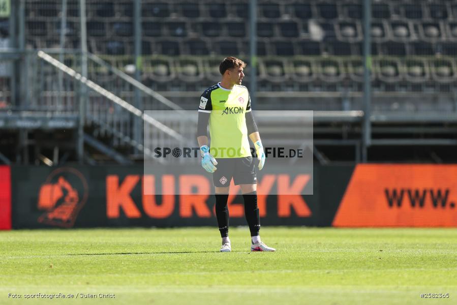 sport, Würzburg, VfB Stuttgart II, Fussball, FC Würzburger Kickers, DFB, AKON Arena, 4. Spieltag, 3. Liga, 06.09.2026 - Bild-ID: 2582365
