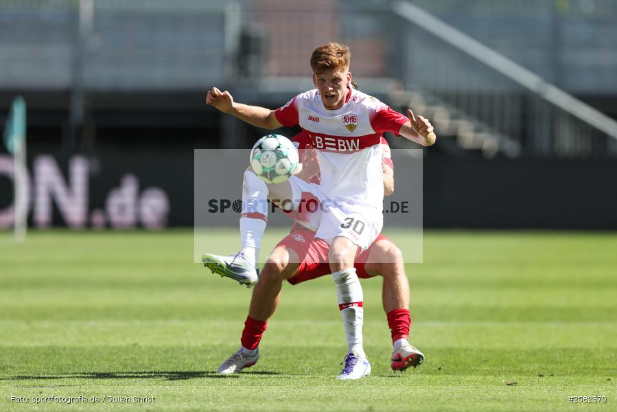 sport, Würzburg, VfB Stuttgart II, Fussball, FC Würzburger Kickers, DFB, AKON Arena, 4. Spieltag, 3. Liga, 06.09.2026 - Bild-ID: 2582370