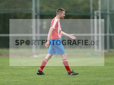 Fotos von FC Wiesenfeld-Halsbach - (SG 1) FC Karsbach auf sportfotografie.de