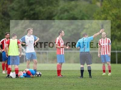 Fotos von FC Wiesenfeld-Halsbach - (SG 1) FC Karsbach auf sportfotografie.de