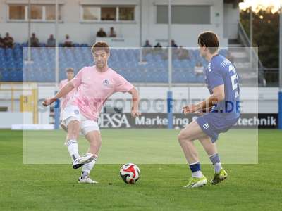 Fotos von SV Viktoria Aschaffenburg - Würzburger FV 04 auf sportfotografie.de