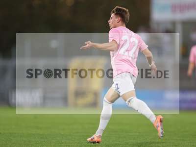 Fotos von SV Viktoria Aschaffenburg - Würzburger FV 04 auf sportfotografie.de