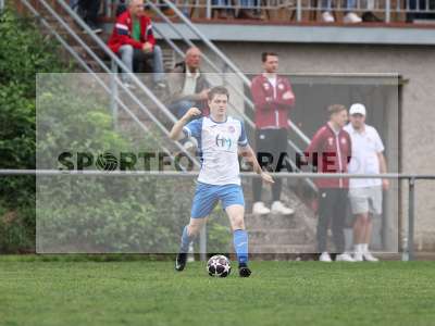 Fotos von FC Wiesenfeld-Halsbach - (SG 1) FC Karsbach auf sportfotografie.de