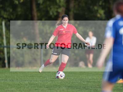 Fotos von FFC Adelsberg-Karsbach - DJK Stadelschwarzach auf sportfotografie.de
